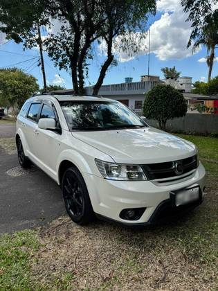 FIAT FREEMONT 2.4 PRECISION 16V GASOLINA 4P AUTOMÁTICO